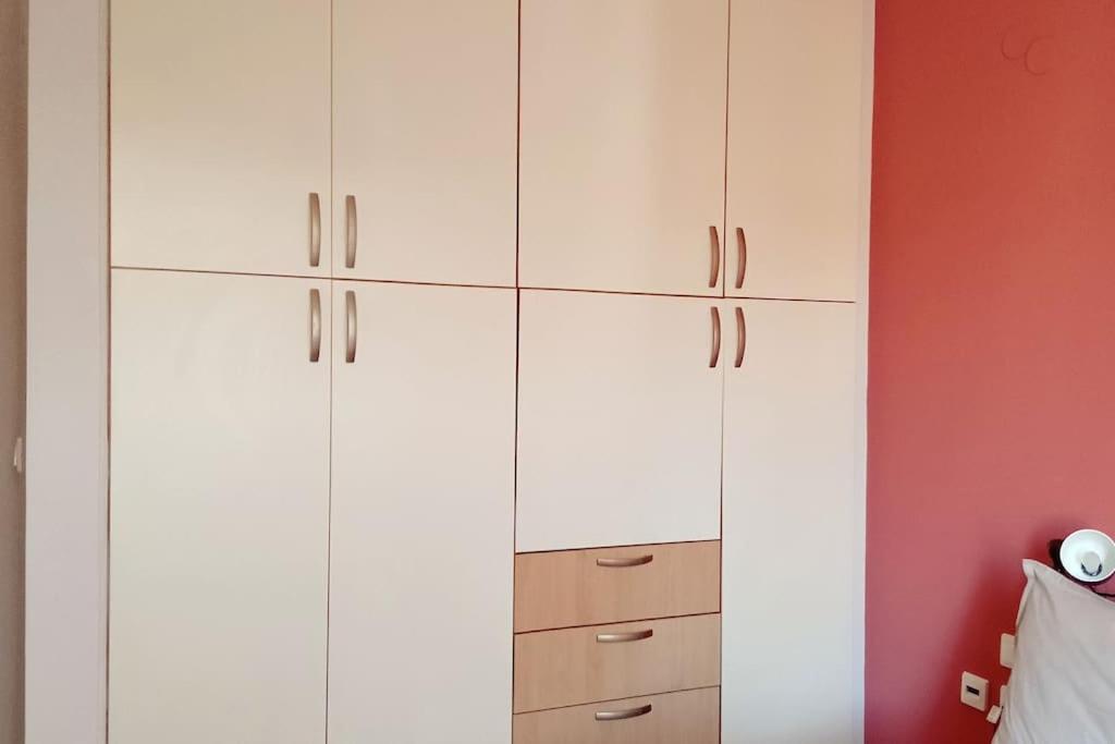 Vincent - Central 2 Bedroom Apartment 79Sqm ตรีโปลิส ภายนอก รูปภาพ
