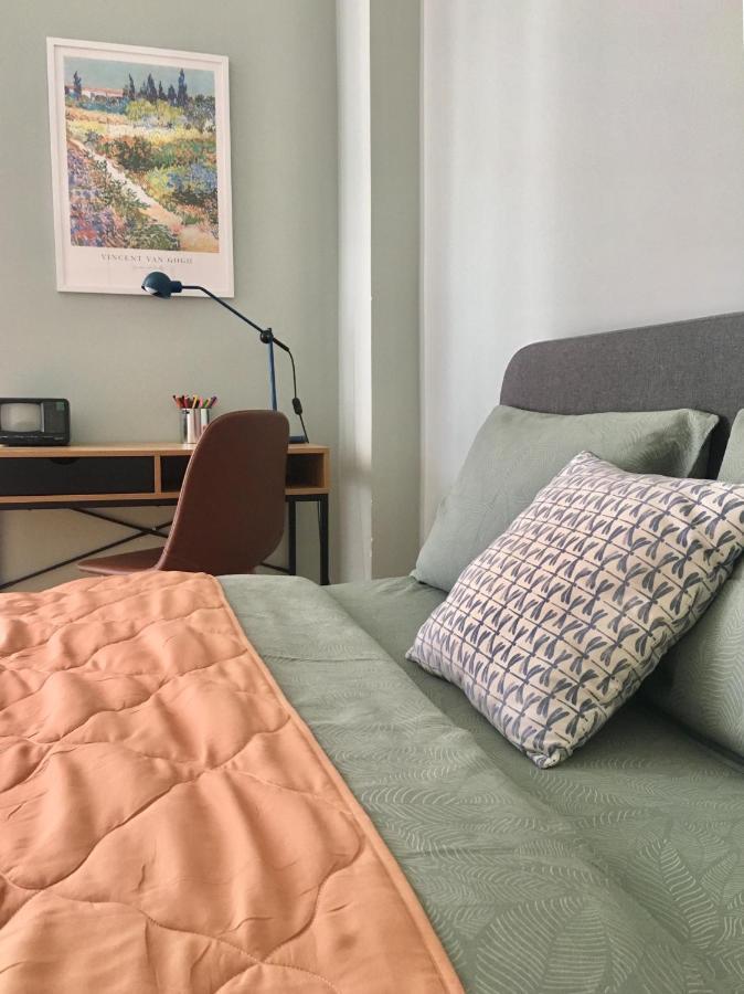 Vincent - Central 2 Bedroom Apartment 79Sqm ตรีโปลิส ภายนอก รูปภาพ